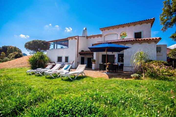 Gîte pour 4 personnes, avec Terrasse à Cannigione - 4