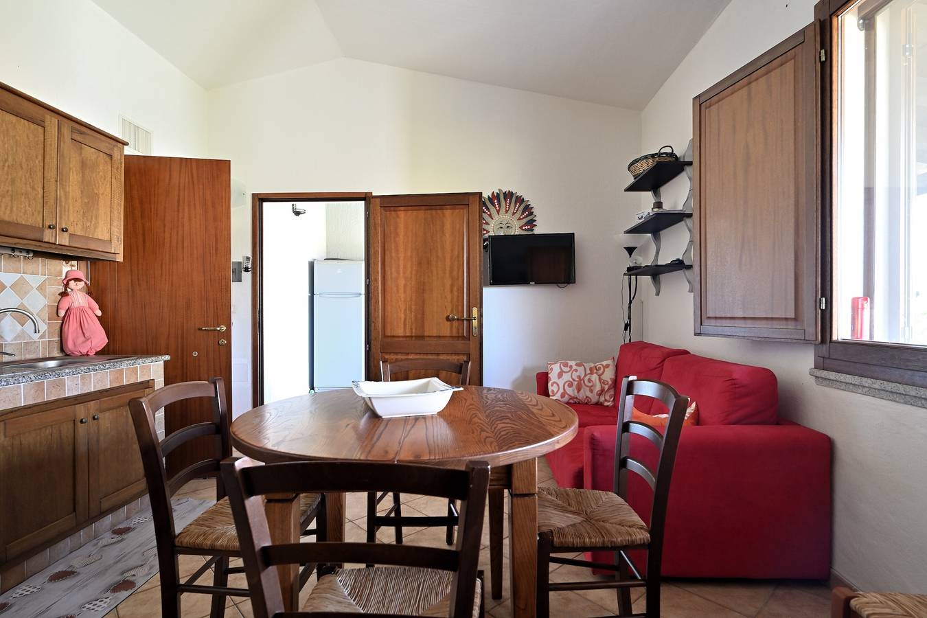 Casa de vacaciones 'Villa Dei Desideri' con vistas al mar, piscina compartida y aire acondicionado in Abba Urci, Tertenia