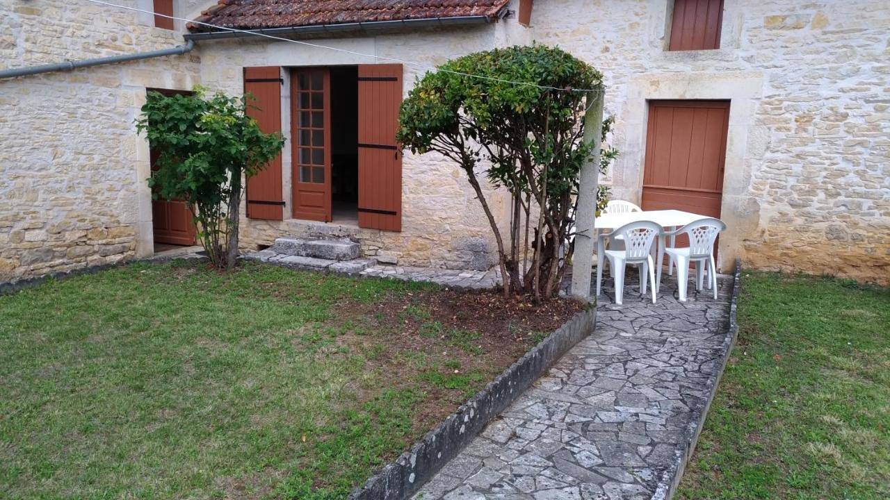 Three-Bedroom House in Sainte-Eulalie-d'Ans, Périgord Blanc