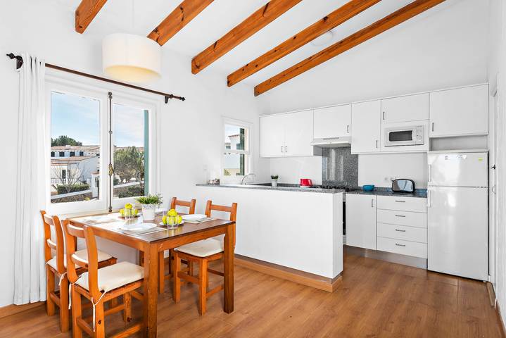 Gîte pour 4 personnes, avec piscine à Arenal d'en Castell - 4