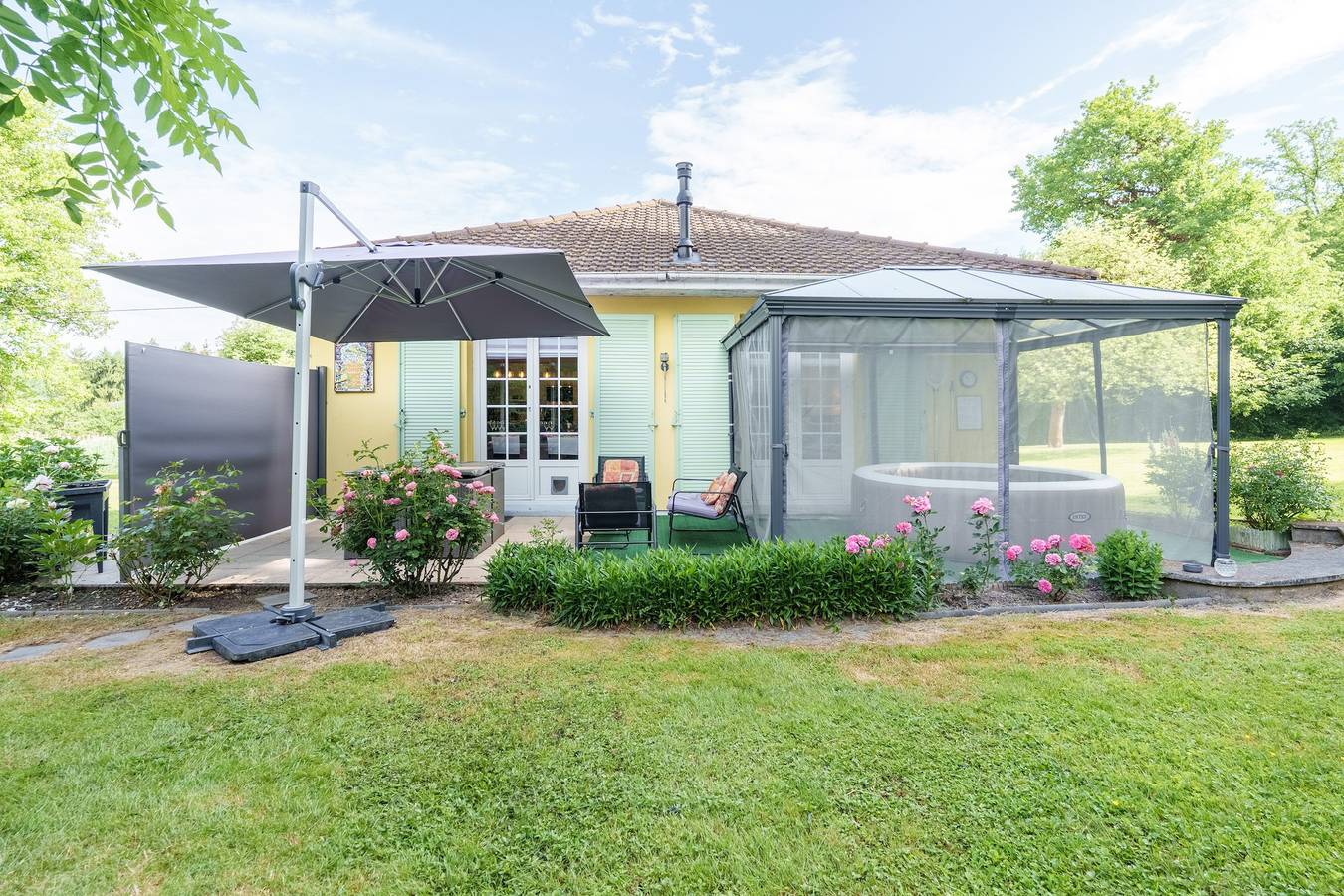 La Jardinette - Avec jacuzzi privé in Futeau, Verdun