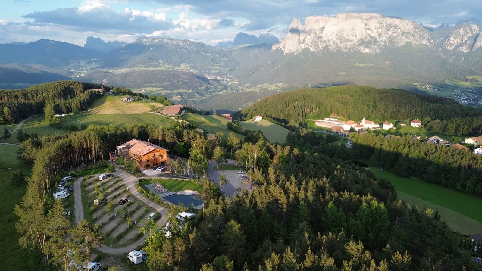 Ganze Wohnung, Schartneralm Lodge Lärche in Klobenstein, Ritten