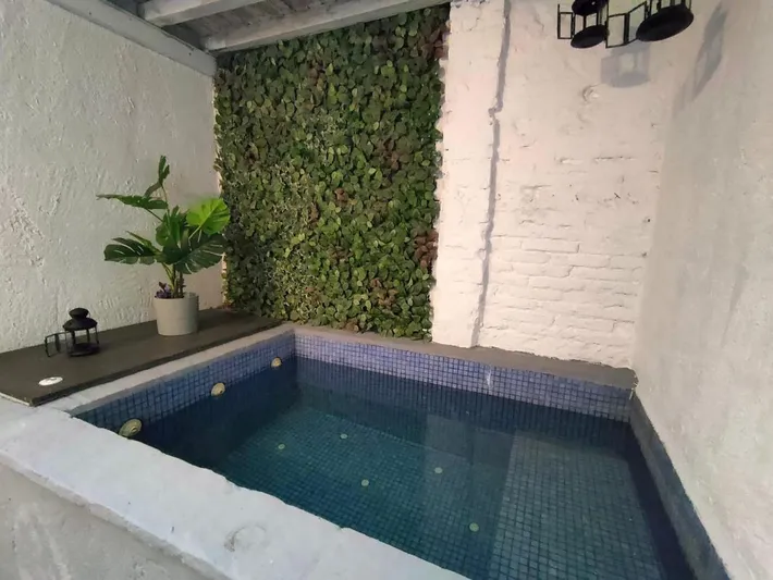 Ferienwohnung für 2 Personen, mit Terrasse und Pool - 1