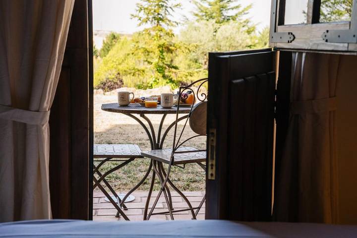 Hotel para 2 personas, con vistas además de jardín y terraza en Provincia de Valladolid - 4