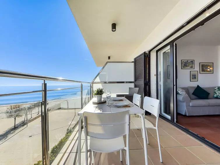 Entire apartment, 4 Pièces 6 Personnes in Roses, Cap de Creus Natural Park