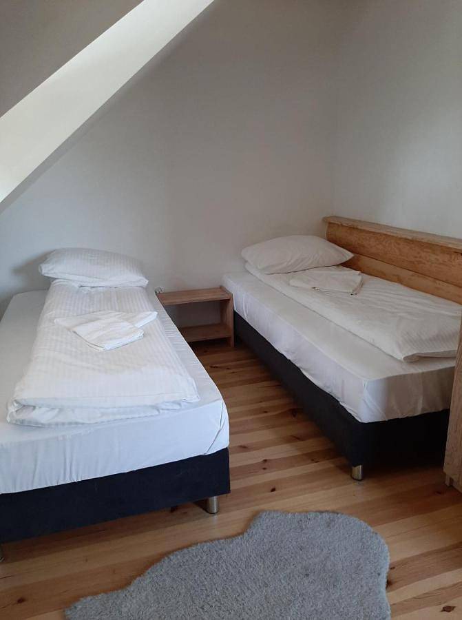 Cottage pour 2 personnes, avec jardin et terrasse dans Kobyla Gora