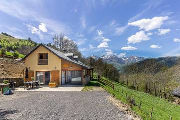 Gîte pour 5 personnes, avec terrasse et jardin dans Occitanie
