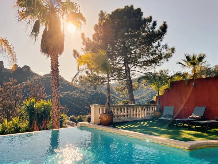 Villa pour 6 personnes, avec Terrasse ainsi que Jardin et Piscine dans Massif de l'Esterel