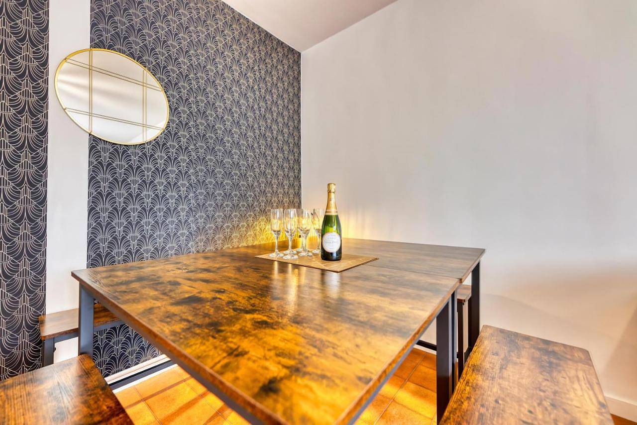 Appartement entier, Appartement familial et cozy - Wifi - Espace Travail- Parking in Mérignac, Région de Bordeaux