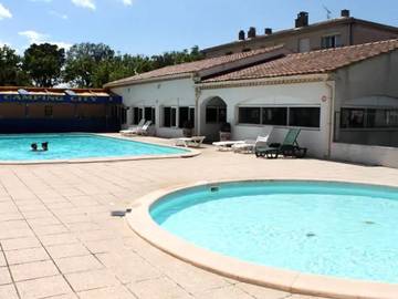 Camping für 4 Personen, mit Kinderpool in der Camargue