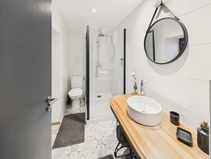 Location de vacances pour 10 personnes, avec terrasse et jardin à Ploemel - 4