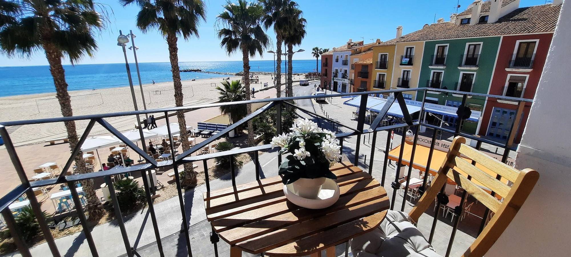 Entire apartment, Ar27-3, coqueto apartamento a primera línea del mar in La Vila Joiosa, Costa Blanca