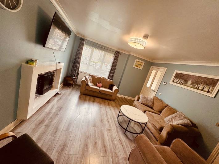 Holiday home for 6 people, with garden, child-friendly in Glasgow