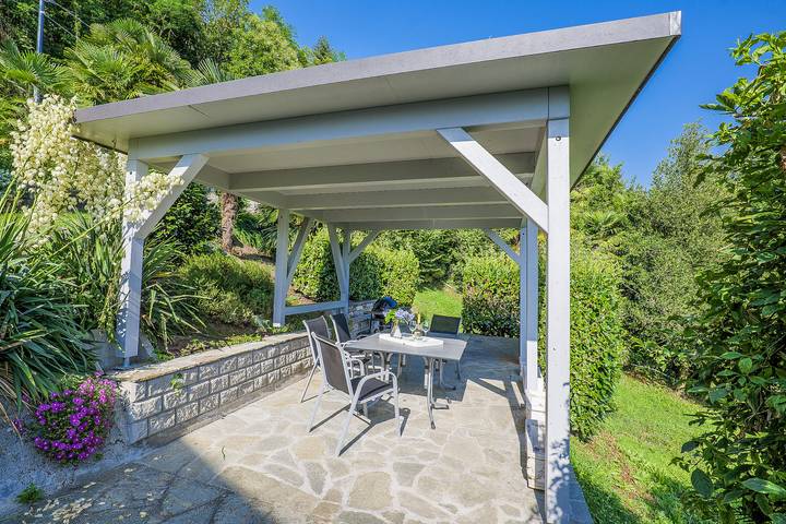 Casa Torretta in Colmegna (Luino), Comune di Luino