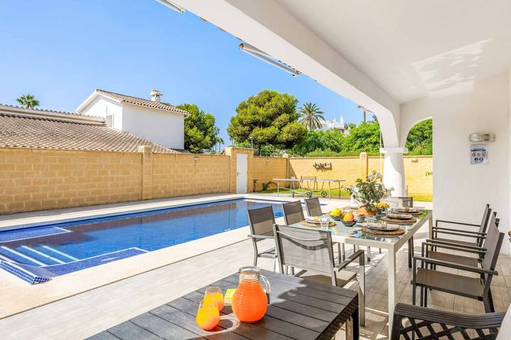 Finca für 8 Personen, mit Terrasse und Garten in Estepona - 2