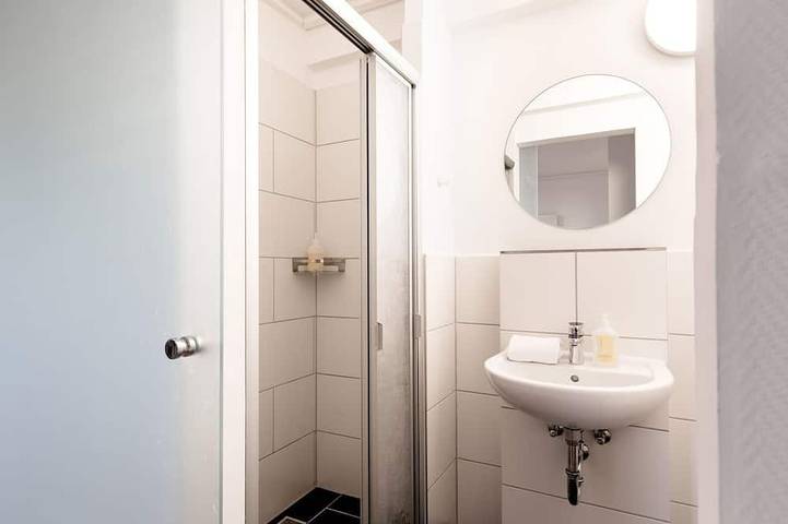 Ganze Wohnung, Apartment Single zur Inselseite - Haus Hoog Stean in Helgoland