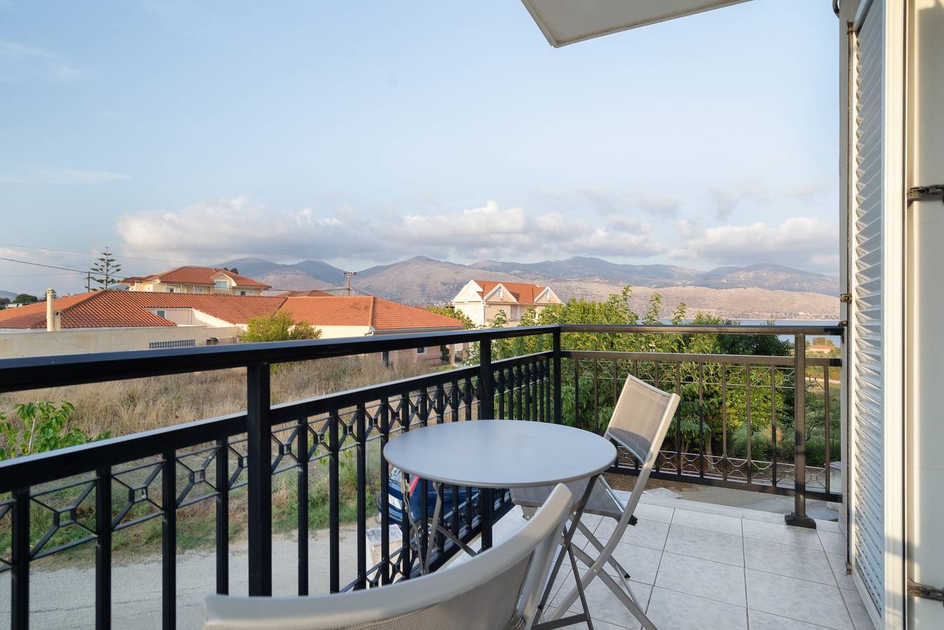 Entire apartment, Apartment 'Anna's House 4 Lixouri Kefalonia' with Sea View and Air Conditioning in Lixouri, Kefalonia