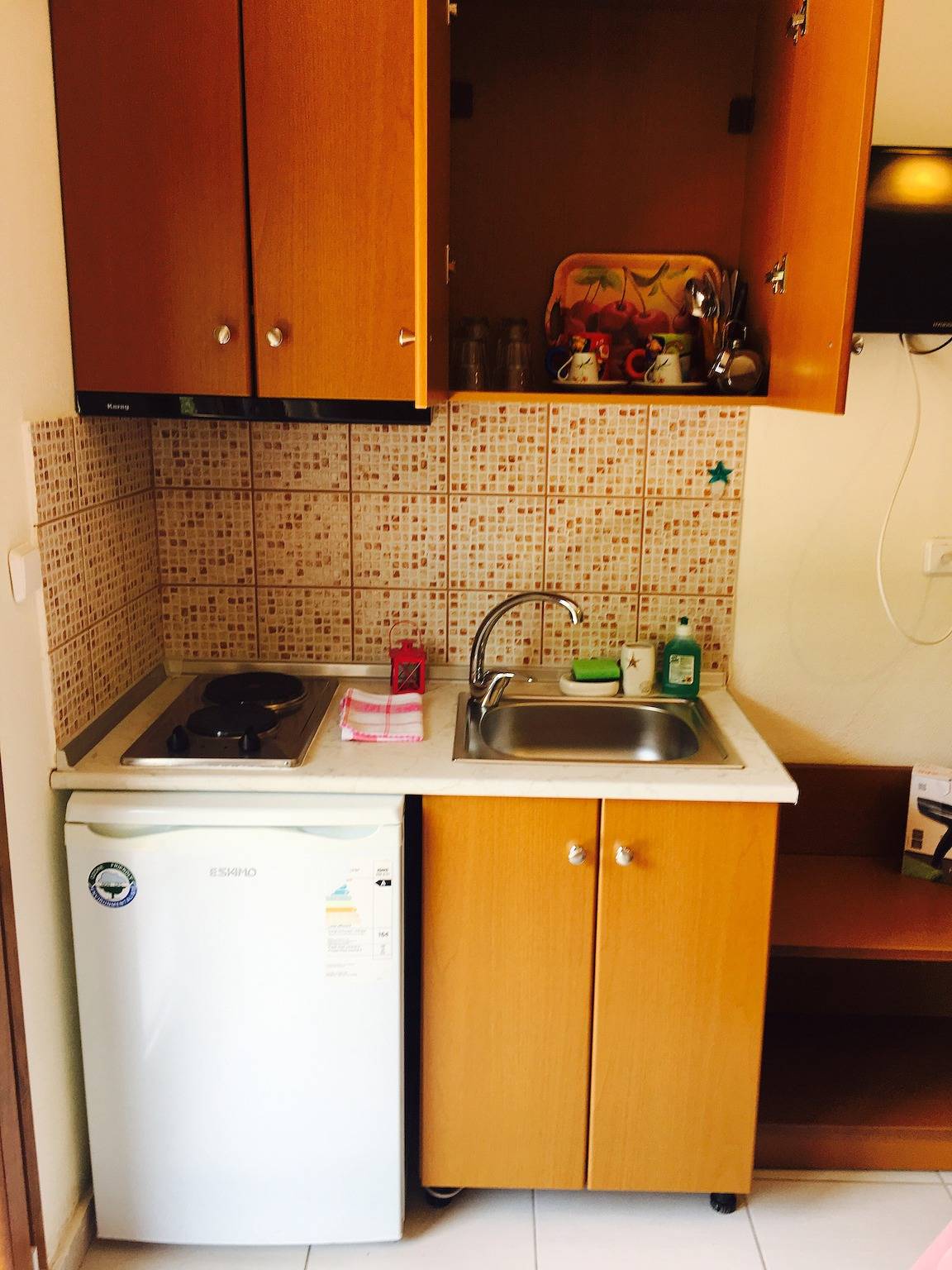 Estudio entero, Estudio 'Cozy' con balcón, Wi-Fi y aire acondicionado in Kinira, Tasos