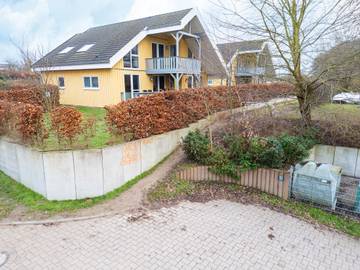 Ferienhaus für 8 Personen, mit Terrasse und Sauna sowie Garten, kinderfreundlich in Mecklenburgische Seenplatte