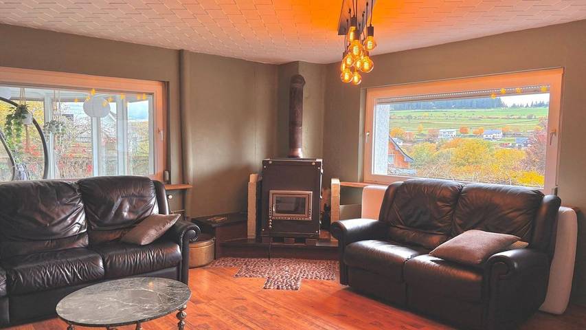 Location de vacances pour 11 personnes, avec jardin à St. Vith - 2