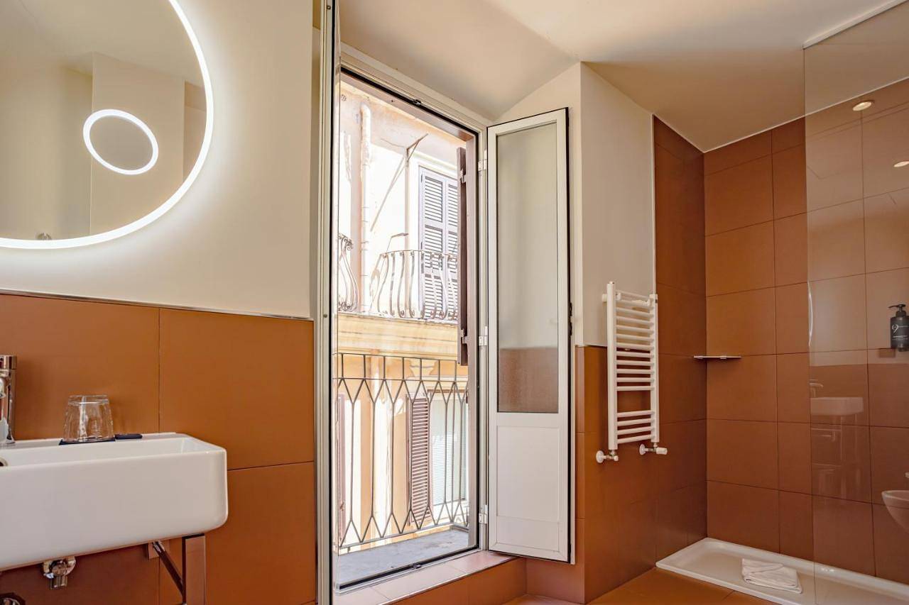 9Hotel Cesari in Centro di Roma, Roma