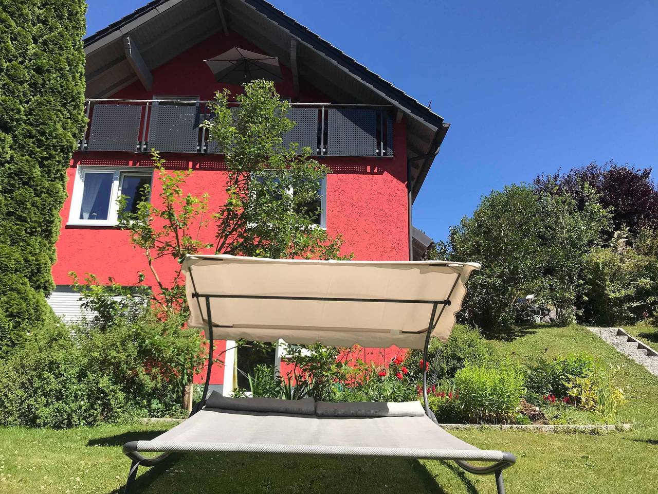 Ganze Ferienwohnung, Geschmackvolle Ferienwohnung 100qm in Schauenstein - Franken - Geschmackvolle Ferienwohnung mit Loggia 100qm in Schauenstein bei Hof, im Frankenwald,max. 5 Personen in Schauenstein, Landkreis Hof
