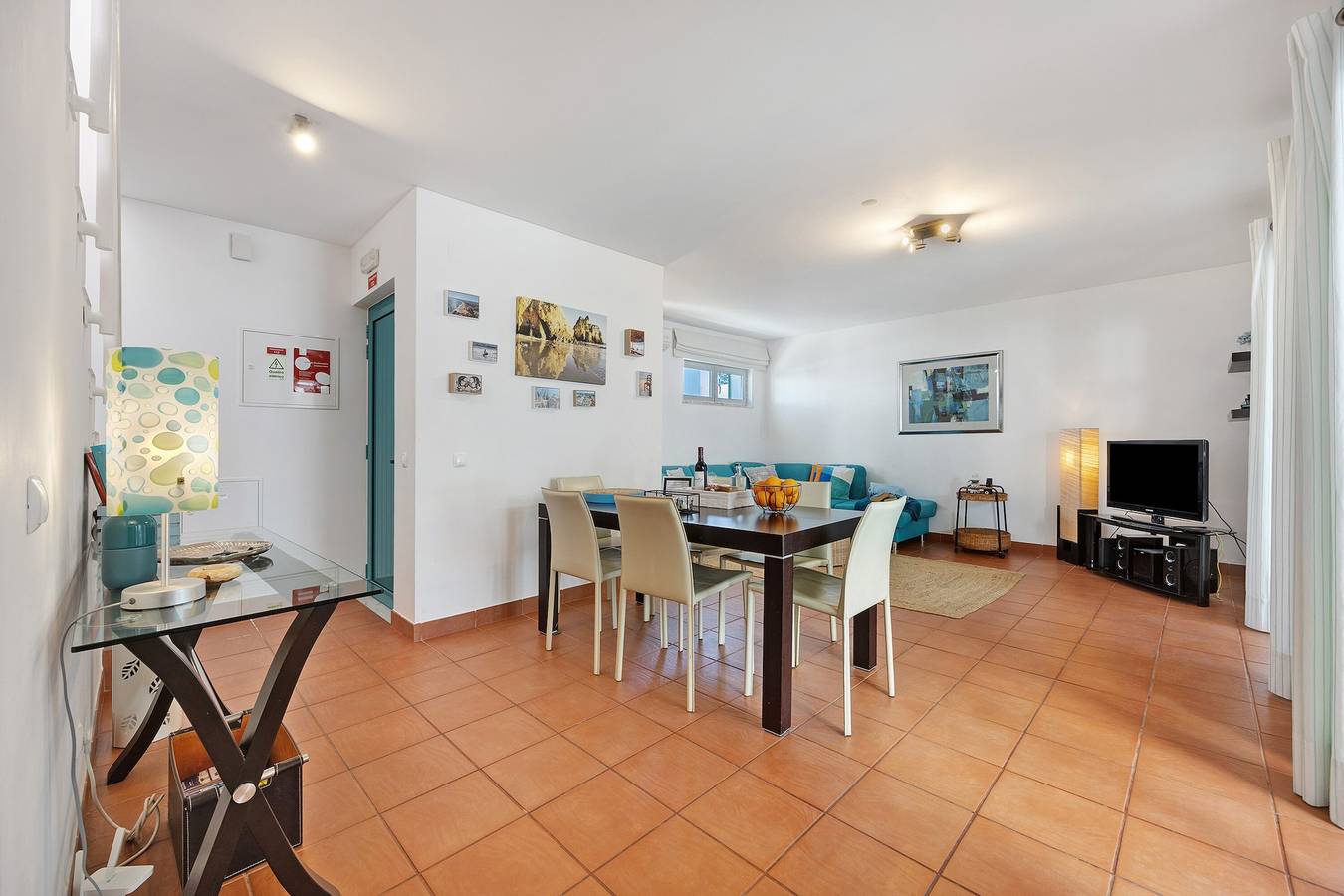 Villa 'V-Blue' met Privézwembad, Wi-Fi en Airconditioning in Praia da Prainha, Alvor