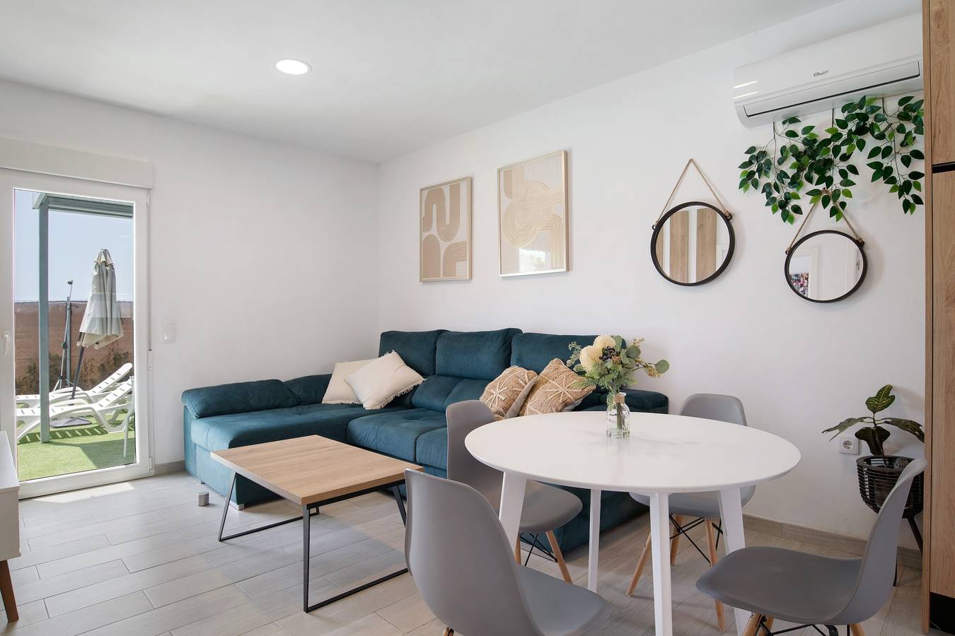 Casa vacanze 'Casita Perla' con piscina privata, Wi-Fi e aria condizionata in Conil de la Frontera, Costa de la Luz