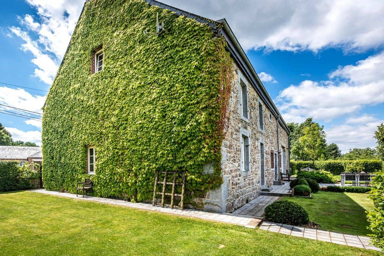 Deluxe Twin Room in Couvin, Parc Naturel Viroin Hermeton