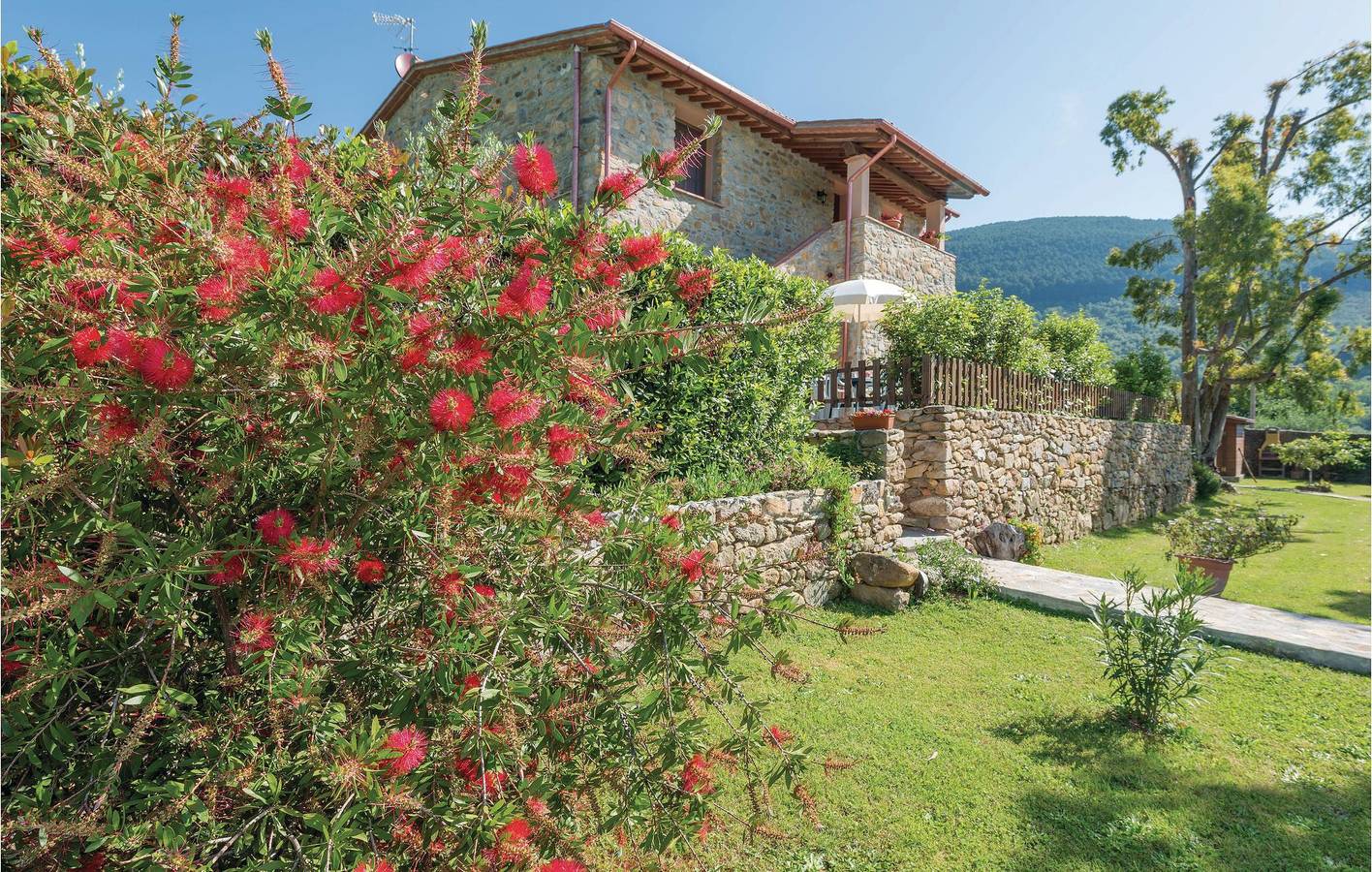 Ganze Ferienwohnung, Wohnung Buti: Pool, Parkplatz, Küche & Etagenbett in Buti, Pisa Provinz