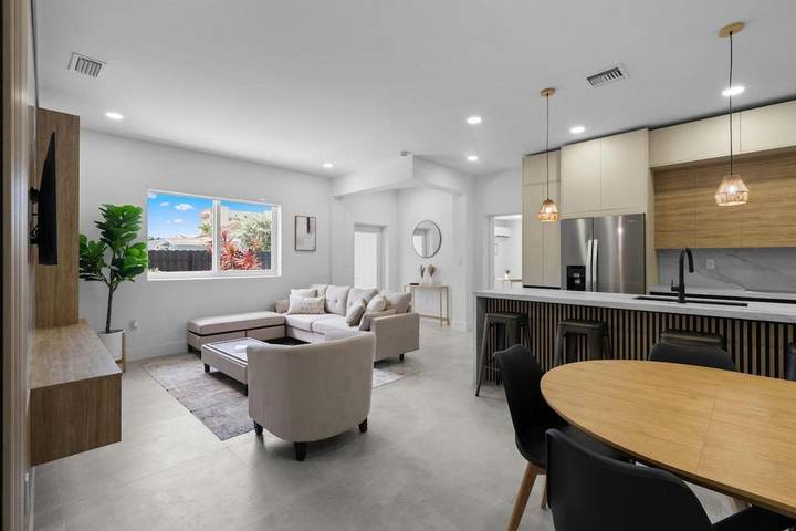 Villa pour 10 personnes, avec jacuzzi et jardin à Miami