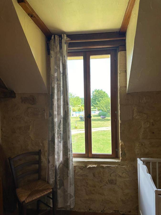 Location de vacances pour 6 personnes, avec jardin ainsi que piscine et vue à Sainte-Mondane - 2