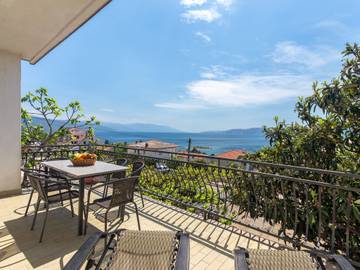 Ferienwohnung für 4 Personen, mit Balkon in Novi Vinodolski