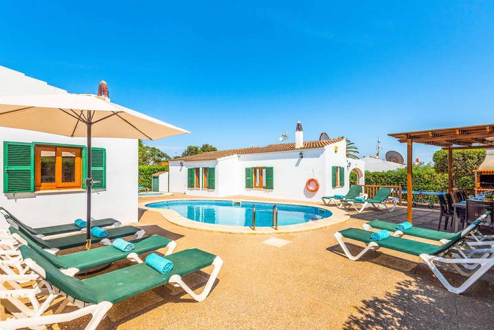 Chalet para 10 personas, con terraza y piscina para niños - 1