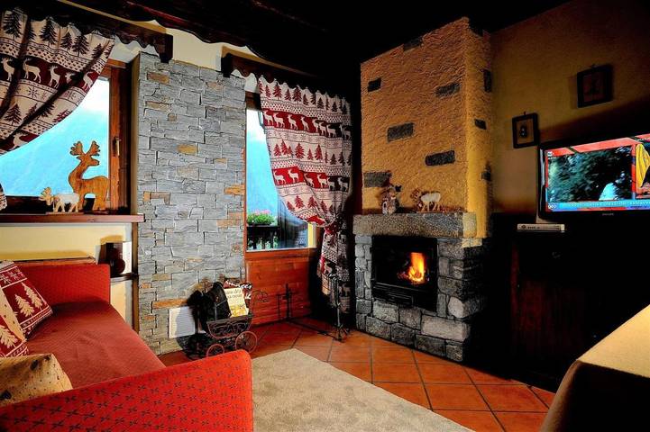 Location de vacances pour 4 personnes, avec jardin et vue, animaux acceptés dans Brusson - 2