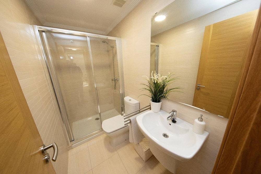 Entire apartment, Urb Foz Ii, 3 Bedrooms in Foz, Galician Coast