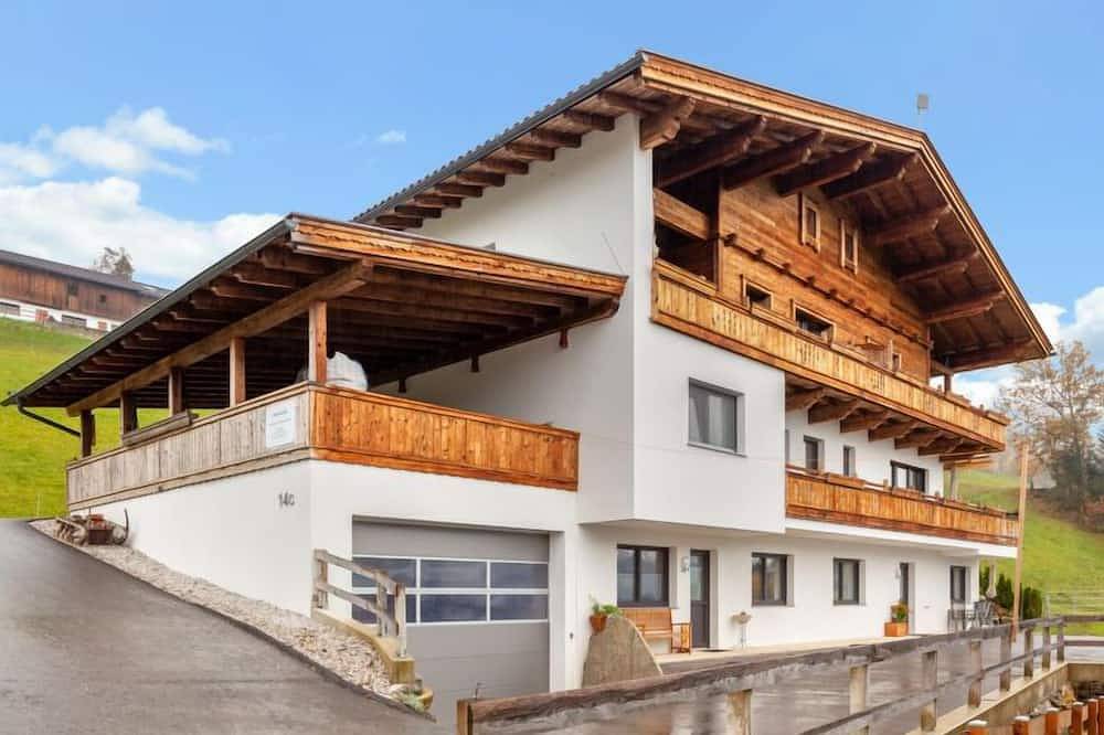 Ganze Wohnung, Ferienwohnung Birgit in Stummerberg, Ski-Optimal Hochzillertal