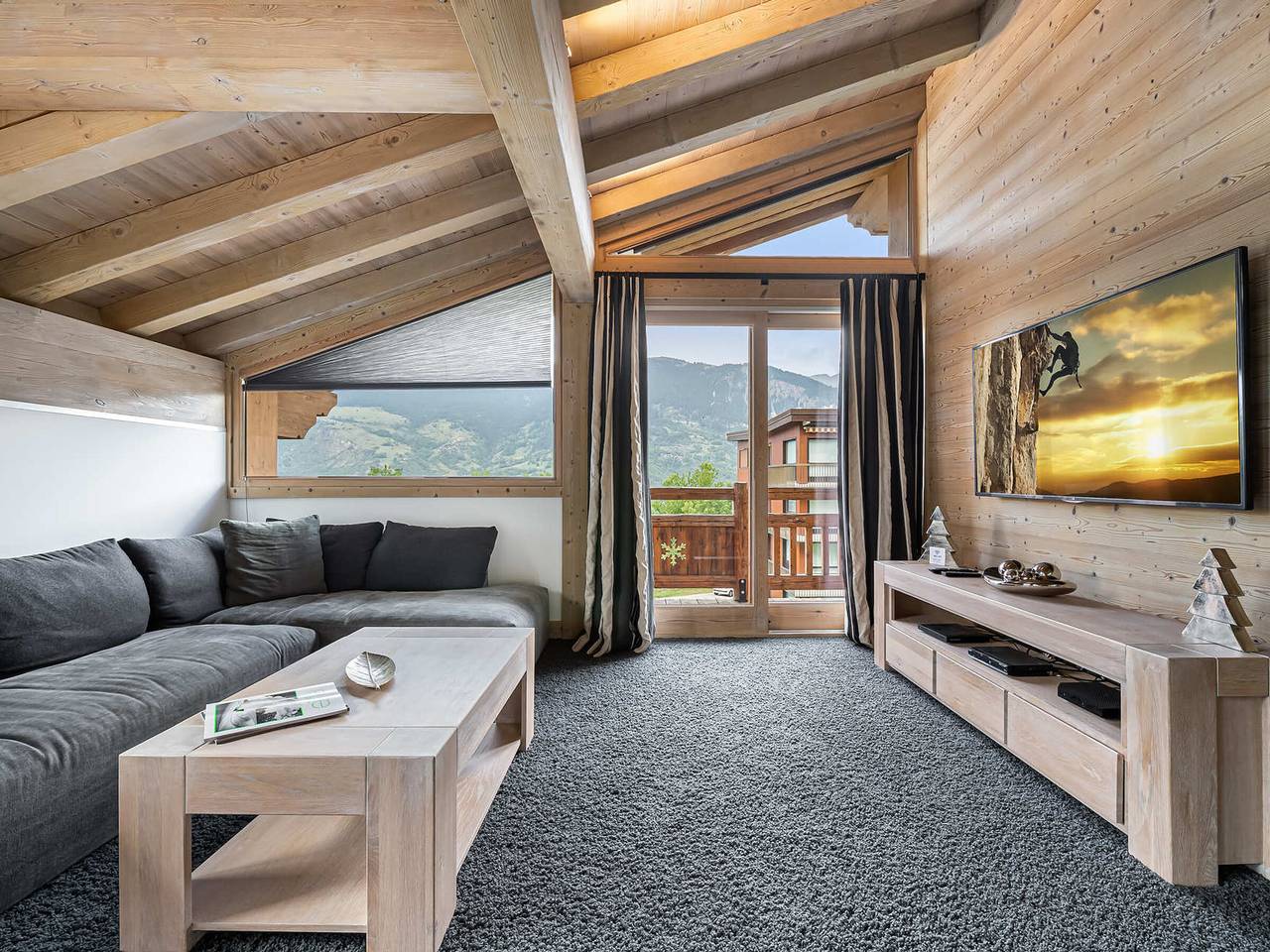 Chalet d'Exception avec Piscine, Sauna et Hammam à Courchevel in Courchevel 1300 (Le Praz), Saint-Bon-Tarentaise
