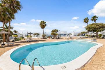 Bungalow für 2 Personen, mit Pool und Kinderpool sowie Ausblick und Garten in Puerto del Carmen