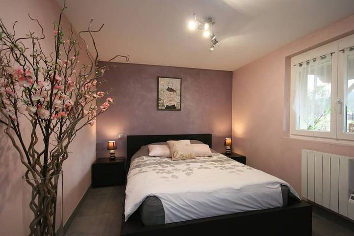 Gîte pour 14 personnes, avec jacuzzi ainsi que sauna et jardin à Ramonchamp