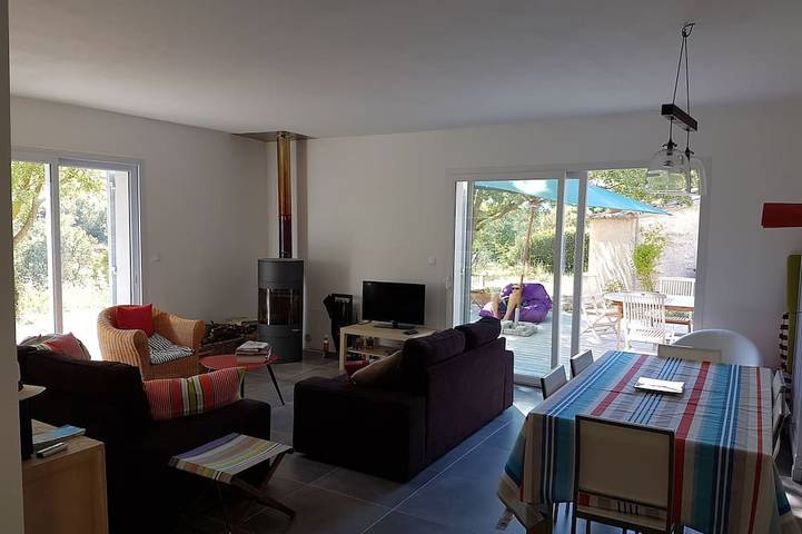 Location de vacances pour 6 personnes, avec jardin à Allemagne-en-Provence - 4