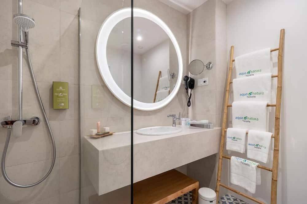 Discover Breathtaking Ocean Views from Your Relaxing Coastal Room + Pool Access in Porto Moniz, Madeira