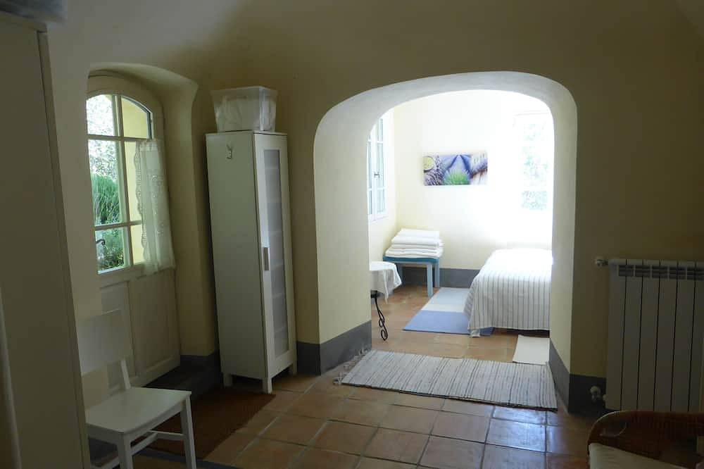 Landhaus mit Garten und Meerblick in Vasia, Riviera di Ponente