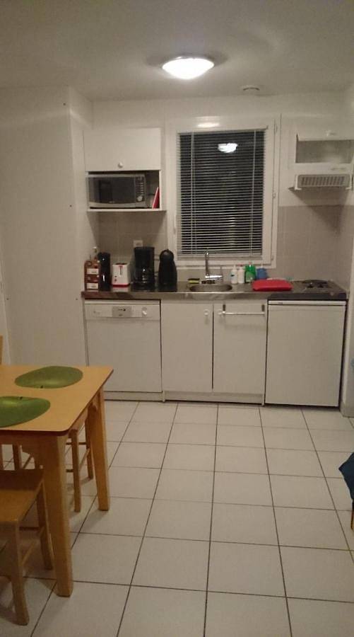 Gîte pour 4 personnes, avec Balcon et Terrasse ainsi que Jardin et Piscine dans Saint-Geniez-d'Olt-et-d'Aubrac - 4