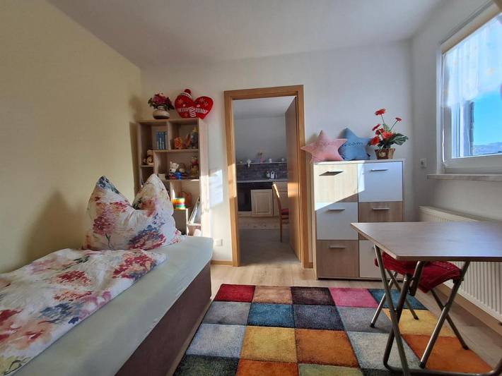 Ferienwohnung für 4 Personen, mit Terrasse und Garten sowie Ausblick in Lauter-Bernsbach - 2