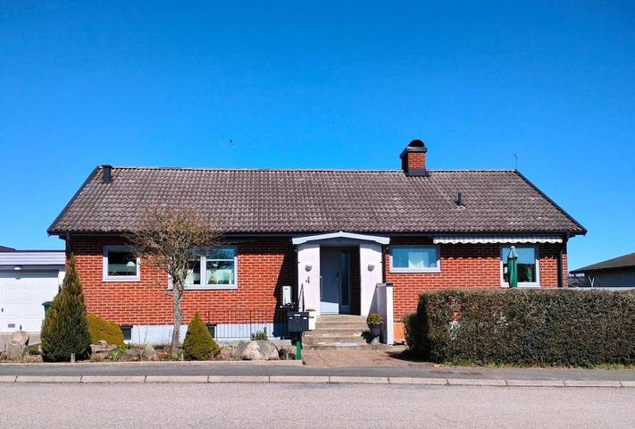 Ferienhaus für 6 Personen, mit Terrasse und Garten