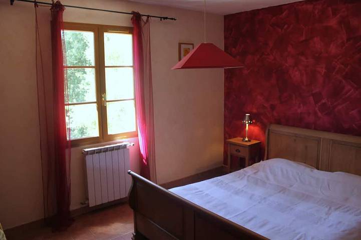 Villa pour 8 personnes, avec jardin et terrasse, animaux acceptés à Roussillon - 2