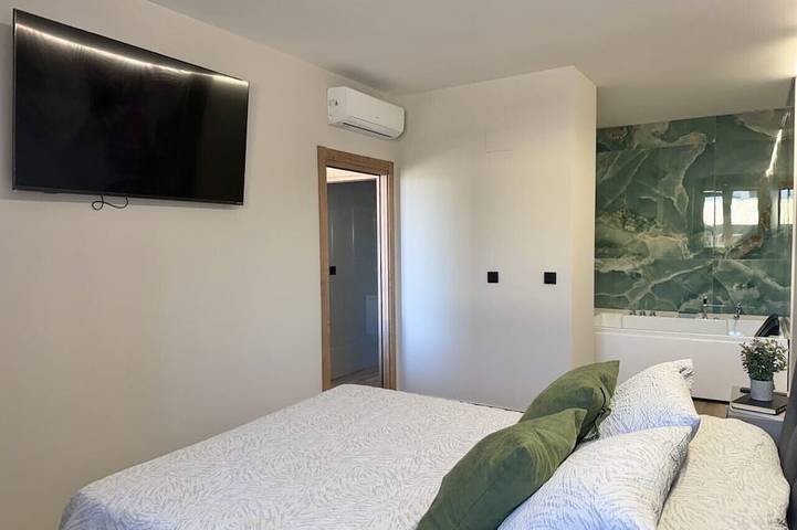 Ganze Wohnung, Flower Beach Helgueras 2 in Playa de Tregandín, Noja