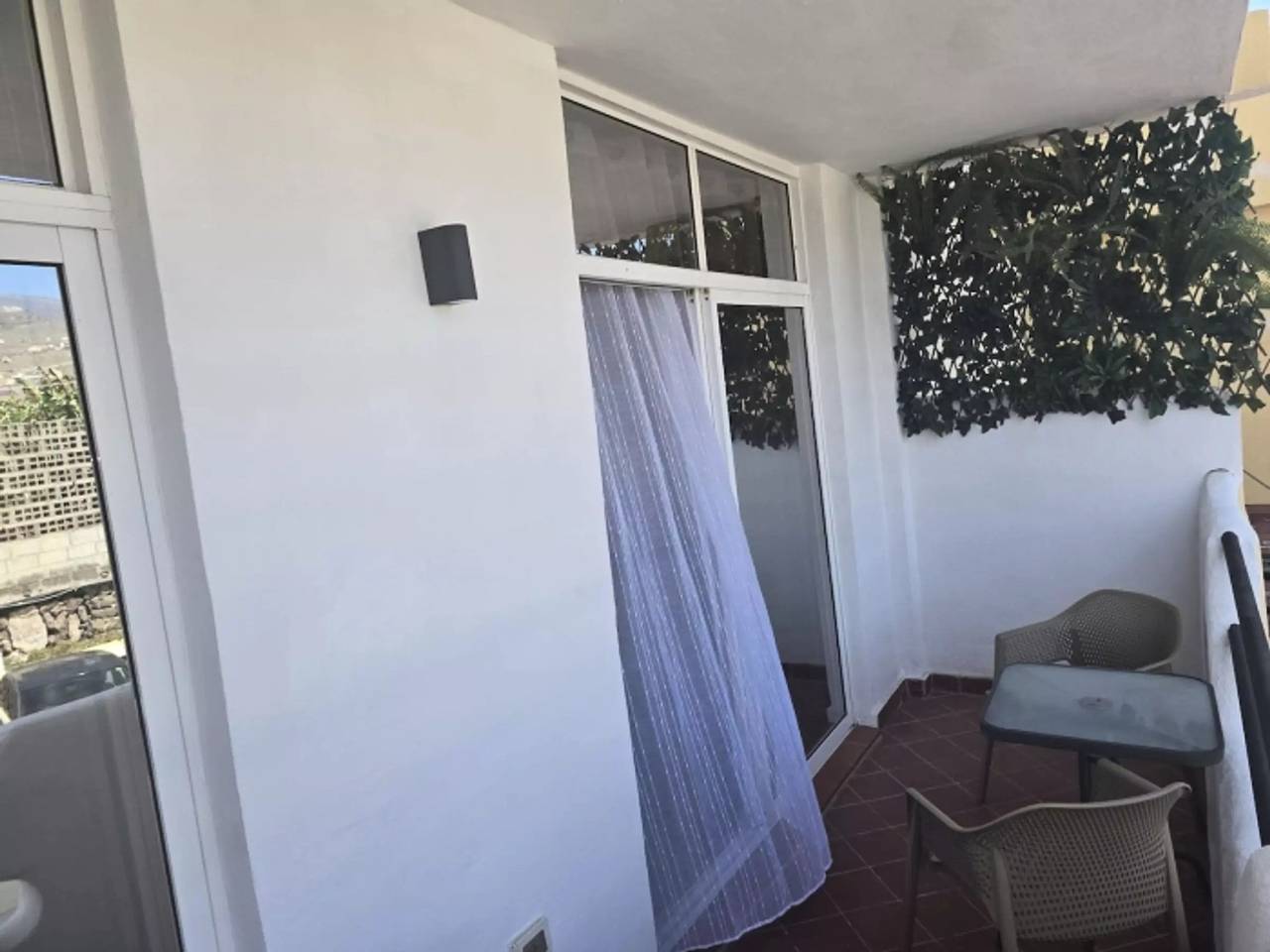 Entire apartment, 2 Rooms 4 Persons in Playa Paraíso, Adeje