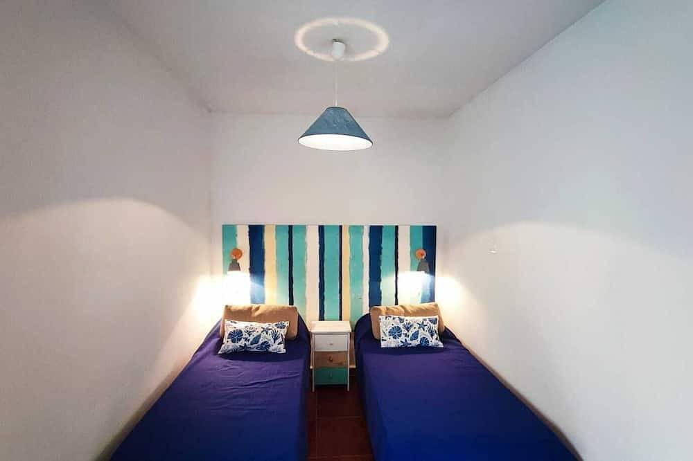 Entire apartment, In Front Of The Sea, Doña Carmen Beach, Best Views Of Suances... in Suances, Cantabrian Coast